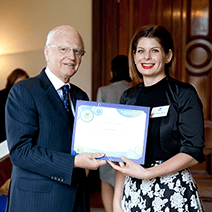 Dr Nadine Brew has been awarded a highly prestigious Jack Brockhoff Churchill Fellowship