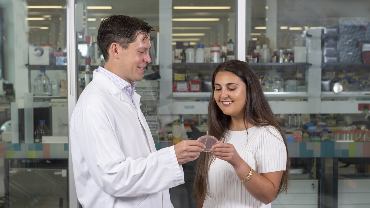 L-R: Associate Professor Samuel Forster, Marisa Coniglione