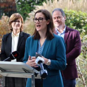 Dr Megan Finch-Edmondson CPSQ