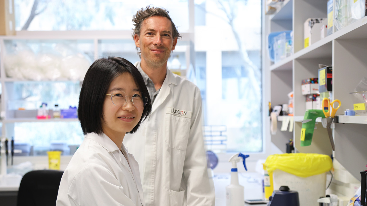L-R: Dr Shouya Feng, Professor Seth Masters